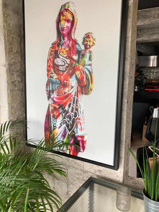 Bed, Bites & Business Hotel Rotterdam Bagian luar foto