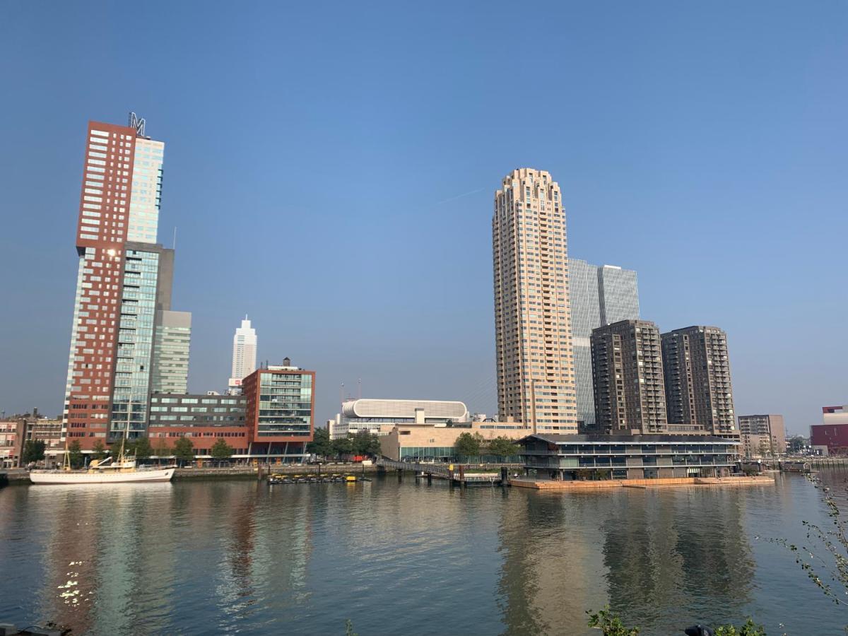 Bed, Bites & Business Hotel Rotterdam Bagian luar foto