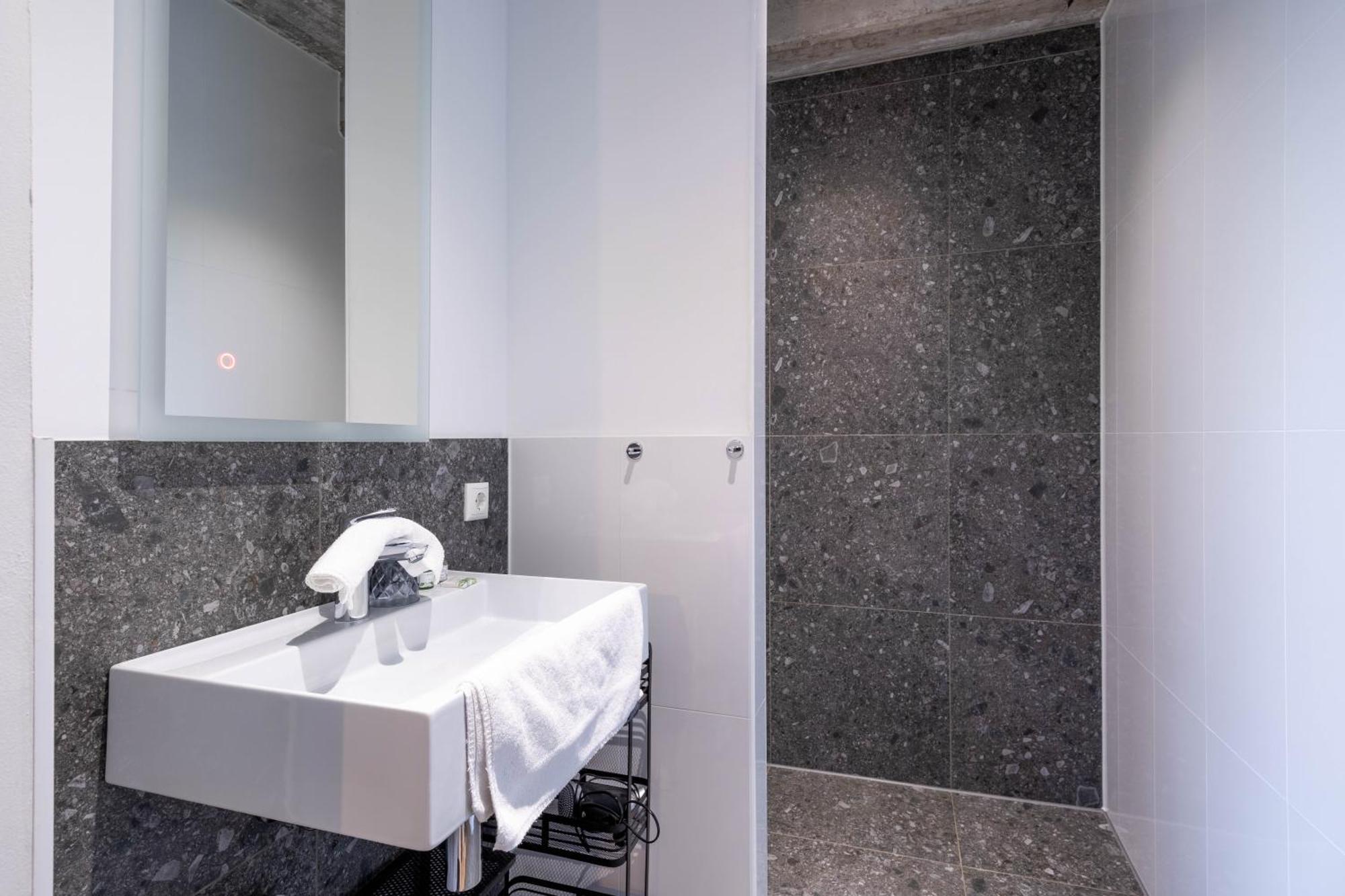 Bed, Bites & Business Hotel Rotterdam Ruang foto