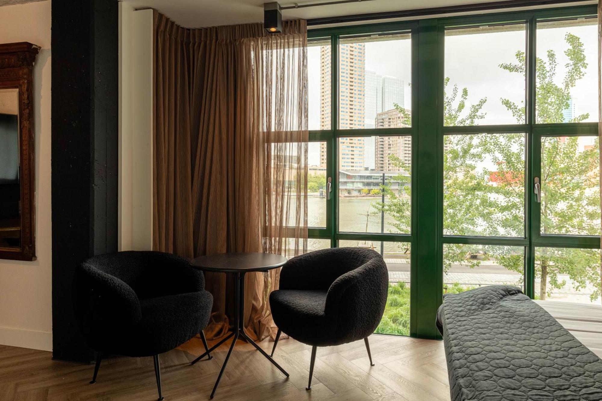 Bed, Bites & Business Hotel Rotterdam Ruang foto