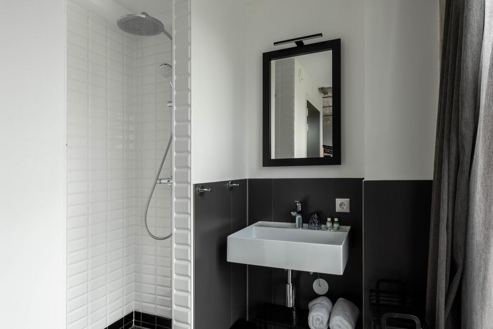 Bed, Bites & Business Hotel Rotterdam Ruang foto