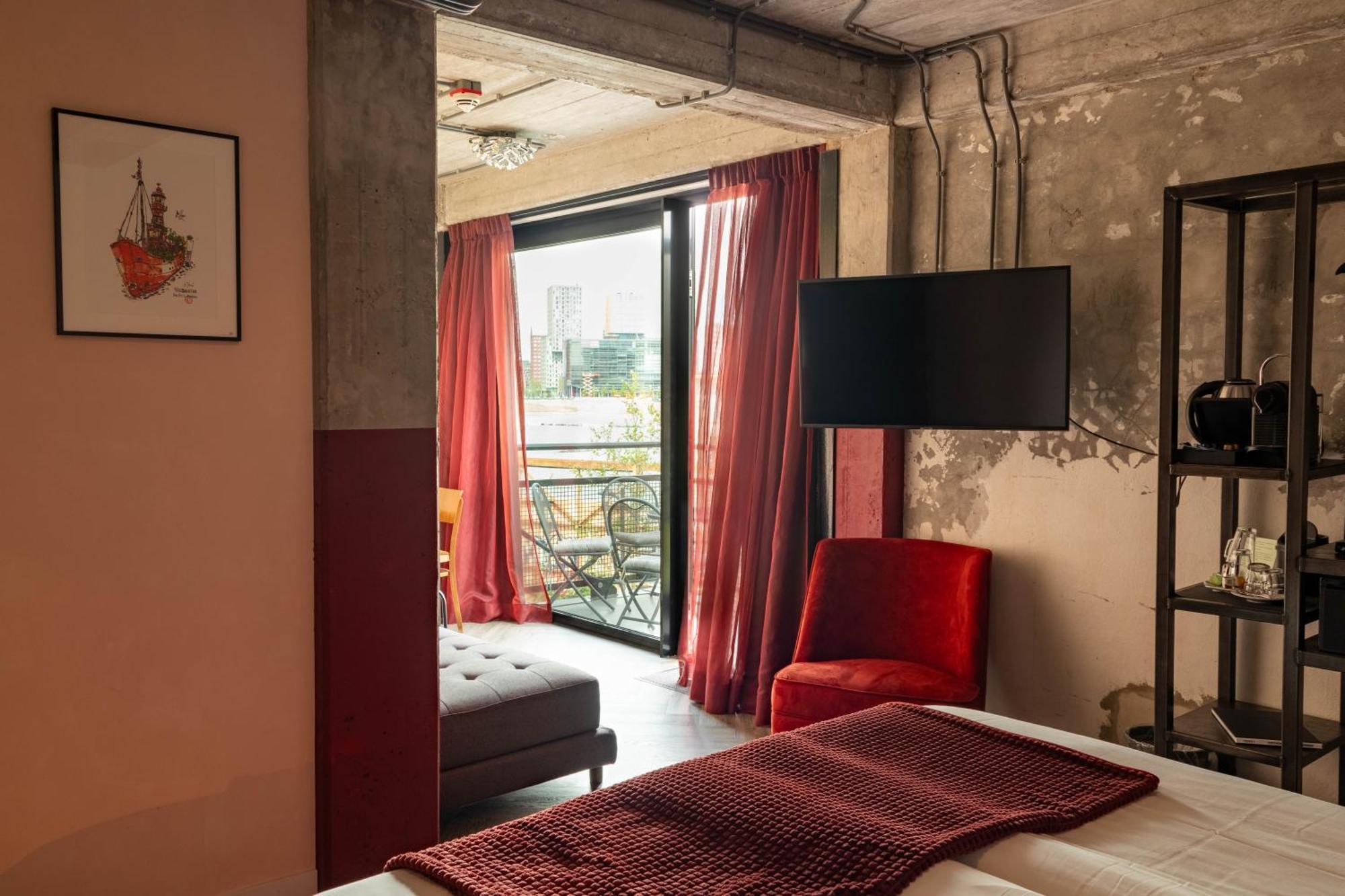 Bed, Bites & Business Hotel Rotterdam Bagian luar foto